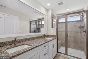 7706 Red Moon Wy, Glen Burnie, MD 21060 - Photo 16