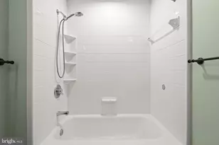 2180 Commissary Cir, Odenton, MD 21113 - Photo 24