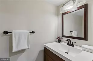 754 Hyde Park Dr, Glen Burnie, MD 21061 - Photo 22