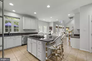 8004 Horicon Point Dr, Millersville, MD 21108 - Photo 12