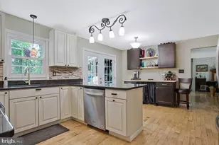 1239 Lorene Dr, Pasadena, MD 21122 - Photo 14