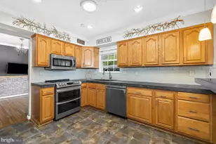 1718 Severn Rd, Severn, MD 21144 - Photo 16