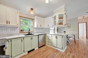 172 B Sonnys Ct, Lothian, MD 20711 - Photo 10