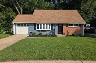 132 N Meadow Dr, Glen Burnie, MD 21060 - Photo 2