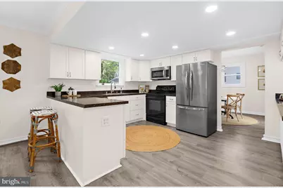 402 S Cherry Grove Avenue, Annapolis, MD 21401 - Photo 12