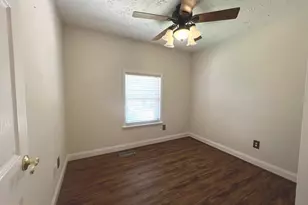 8205 Millfield Ct, Millersville, MD 21108 - Photo 14