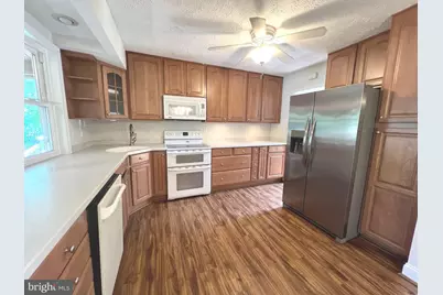 8205 Millfield Court, Millersville, MD 21108 - Photo 6
