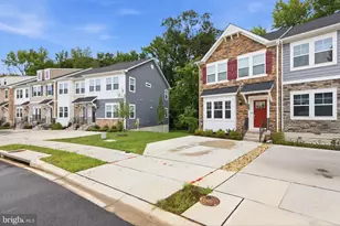 6815 Winterhill Ln, Glen Burnie, MD 21060 - Photo 2