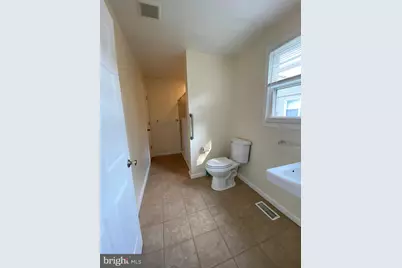 10 Eleanor Avenue, Linthicum Heights, MD 21090 - Photo 12