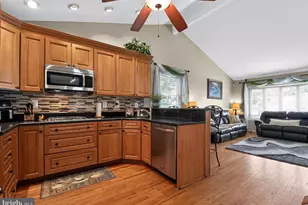 509 Southwell Rd, Linthicum Heights, MD 21090 - Photo 12
