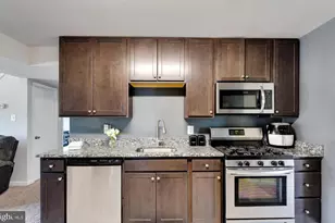 19 Stevens Rd, Glen Burnie, MD 21060 - Photo 10