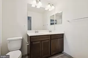 7812 Wolf Run Ln, Severn, MD 21144 - Photo 16