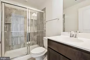 7812 Wolf Run Ln, Severn, MD 21144 - Photo 8