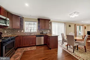 8100 Huntmaster Ct, Glen Burnie, MD 21061 - Photo 10