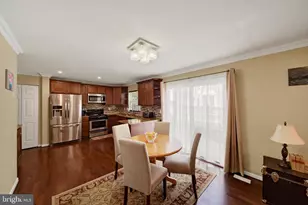 8100 Huntmaster Ct, Glen Burnie, MD 21061 - Photo 8