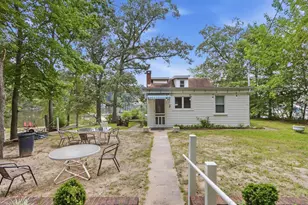 285 Cove Rd, Pasadena, MD 21122 - Photo 2