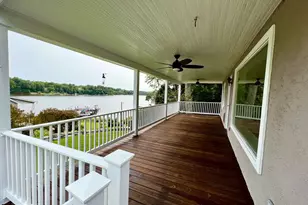 504 Walnut Dr, Riva, MD 21140 - Photo 2