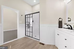 1921 Main Ave, Pasadena, MD 21122 - Photo 24