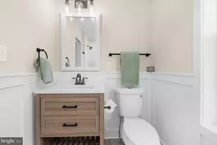 1921 Main Ave, Pasadena, MD 21122 - Photo 26