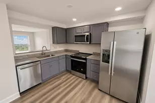 395 Valiant Cir, Glen Burnie, MD 21061 - Photo 12