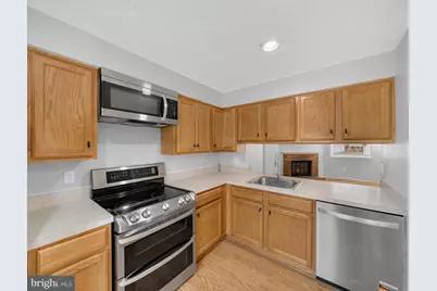 7648 Fairbanks Court, Hanover, MD 21076 - Photo 8