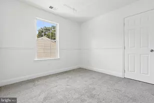7736 Woodlawn Ave, Pasadena, MD 21122 - Photo 104
