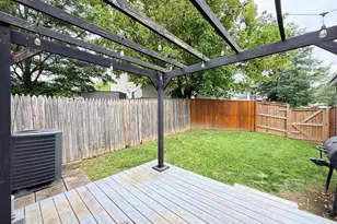6416 Lacrosse Ln NE, Glen Burnie, MD 21061 - Photo 20