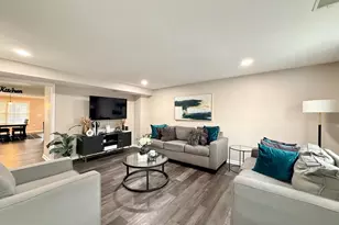 6416 Lacrosse Ln NE, Glen Burnie, MD 21061 - Photo 2