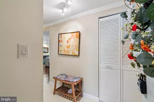 7048 Harbour Village Ct, Annapolis, MD 21403 - Photo 4