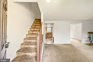 7997 Woodhall Dr, Glen Burnie, MD 21061 - Photo 4