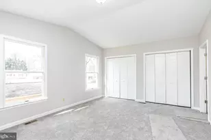 128 Delaware Ave, Pasadena, MD 21122 - Photo 4