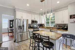 7504 Farm Pond Ct, Hanover, MD 21076 - Photo 10