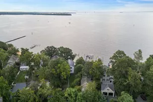 7017 Bay Front Dr, Annapolis, MD 21403 - Photo 2