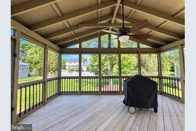 690 Plantation Boulevard, West River, MD 20778 - Photo 2