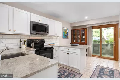 2123 Beach Village Court #T2, Annapolis, MD 21403 - Photo 18