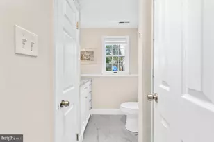 200 Hollyberry Rd, Severna Park, MD 21146 - Photo 14