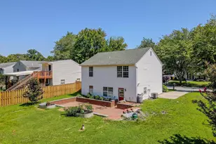 5518 Berkley Manor Ln, Churchton, MD 20733 - Photo 2