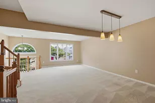 8609 Woodland Manor Dr, Laurel, MD 20724 - Photo 2