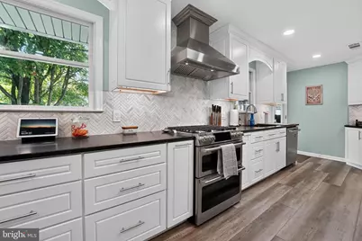 7849 Elizabeth Road, Pasadena, MD 21122 - Photo 6