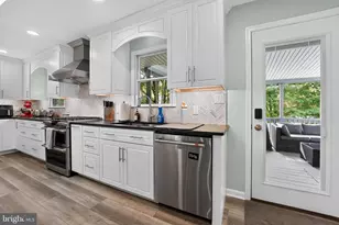 7849 Elizabeth Rd, Pasadena, MD 21122 - Photo 14