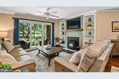 605 Admiral Drive #108, Annapolis, MD 21401 - Photo 2