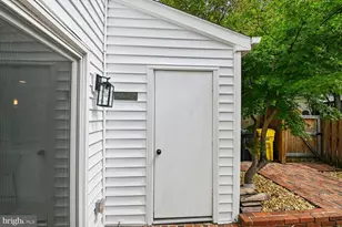 1728 Whitfield Ct, Crofton, MD 21114 - Photo 28