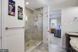 3705 5th Ave, Edgewater, MD 21037 - Photo 16