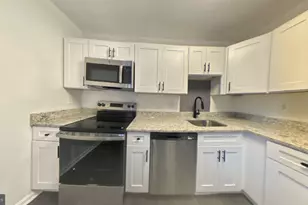 1516 Marlborough Ct, Crofton, MD 21114 - Photo 8