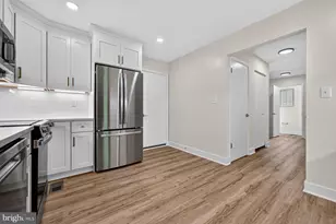282 Riverside Dr, Pasadena, MD 21122 - Photo 4