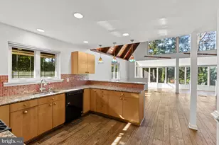 2915 South Ct, Annapolis, MD 21401 - Photo 8