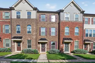 7865 Fletcher Way, Hanover, MD 21076 - Photo 2