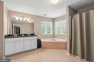 668 219th St, Pasadena, MD 21122 - Photo 28