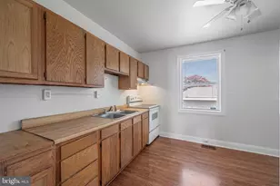 300 Doris Ave, Brooklyn, MD 21225 - Photo 6