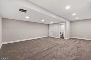 7651 Beth Noelle Ct, Pasadena, MD 21122 - Photo 32